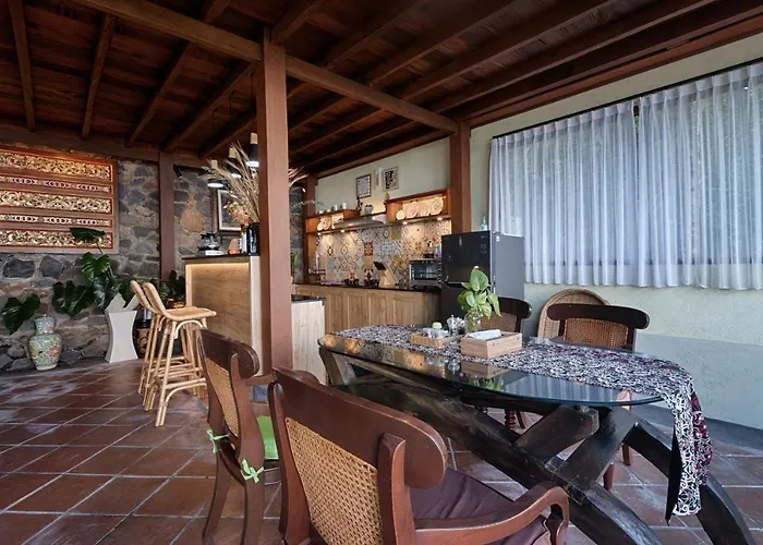 Loids Eco Lempuyang Villa Karangasem