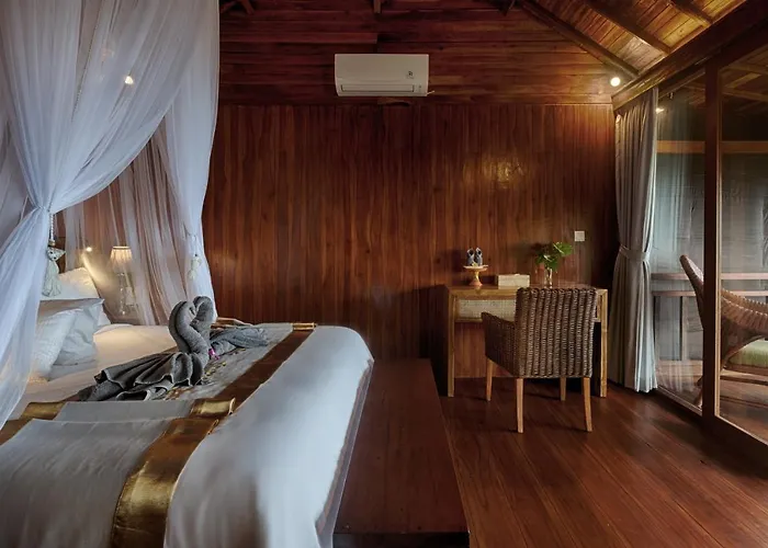 Loids Eco Lempuyang Villa *